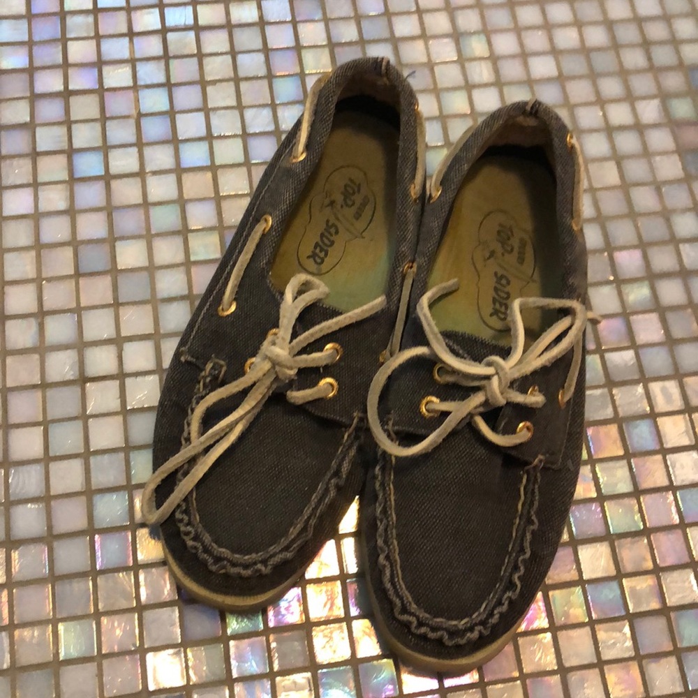 Sperry navy canvas 5.5